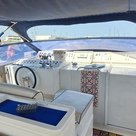 מלון פלרמו Desire Charming House Boat מראה חיצוני תמונה
